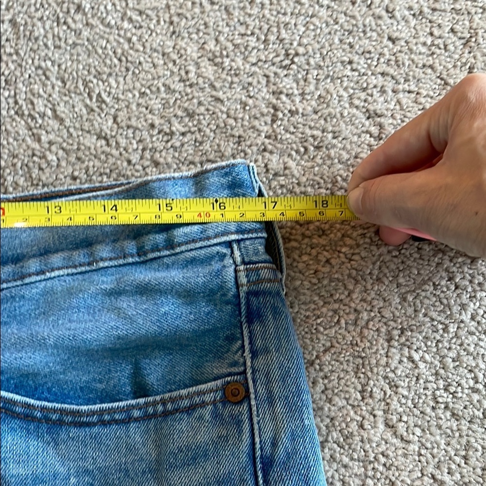 Levi's Light Blue Jean Shorts - Picture 3 of 5